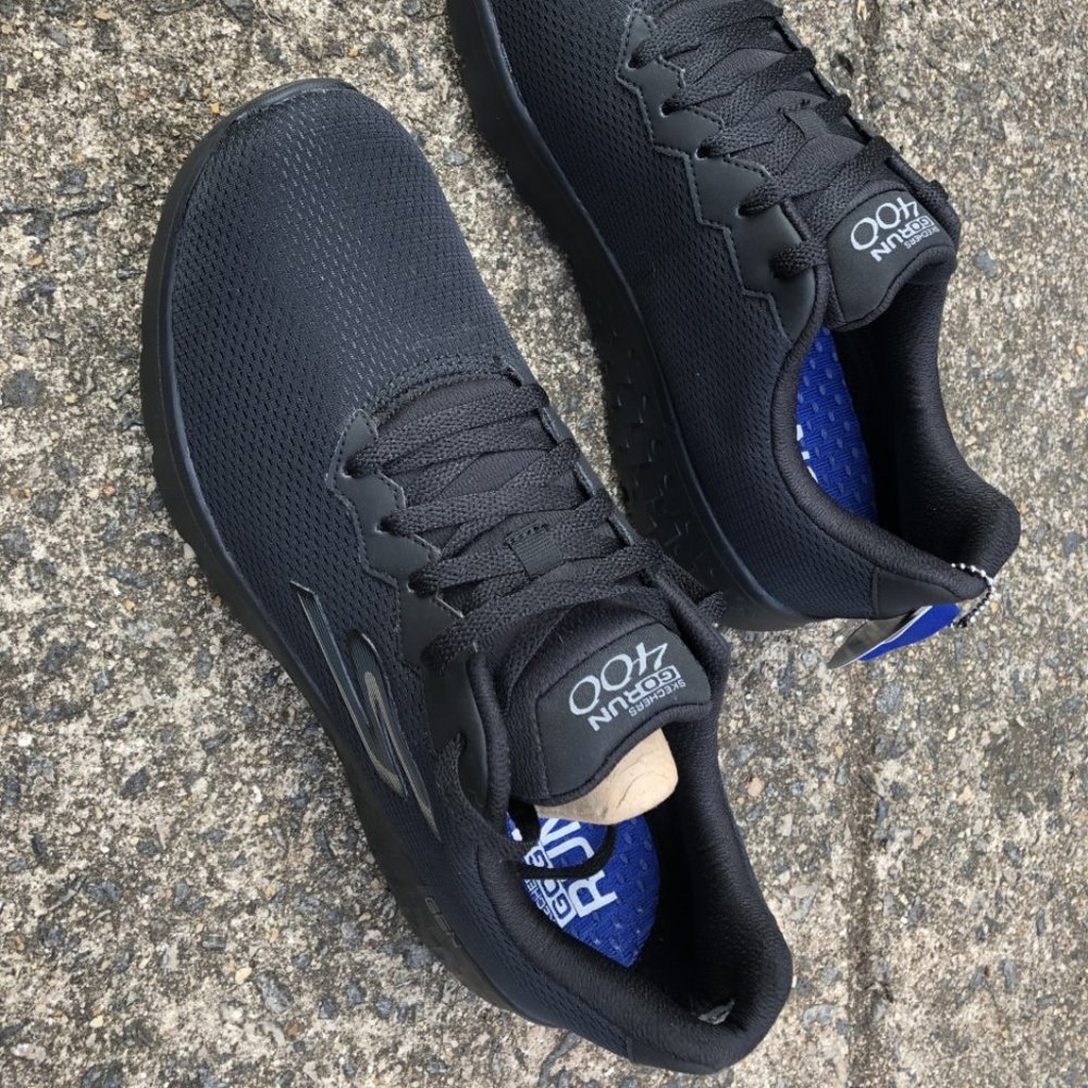 Mens Skechers Go Run 400 size 10 1/2